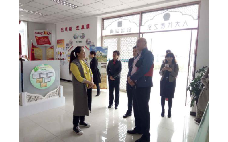 原全國(guó)人大雜志社李主任走訪(fǎng)走訪(fǎng)伊百盛